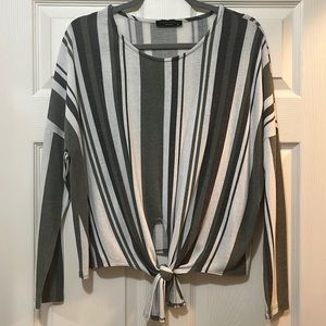 Long Sleeve Top with Tie in Front